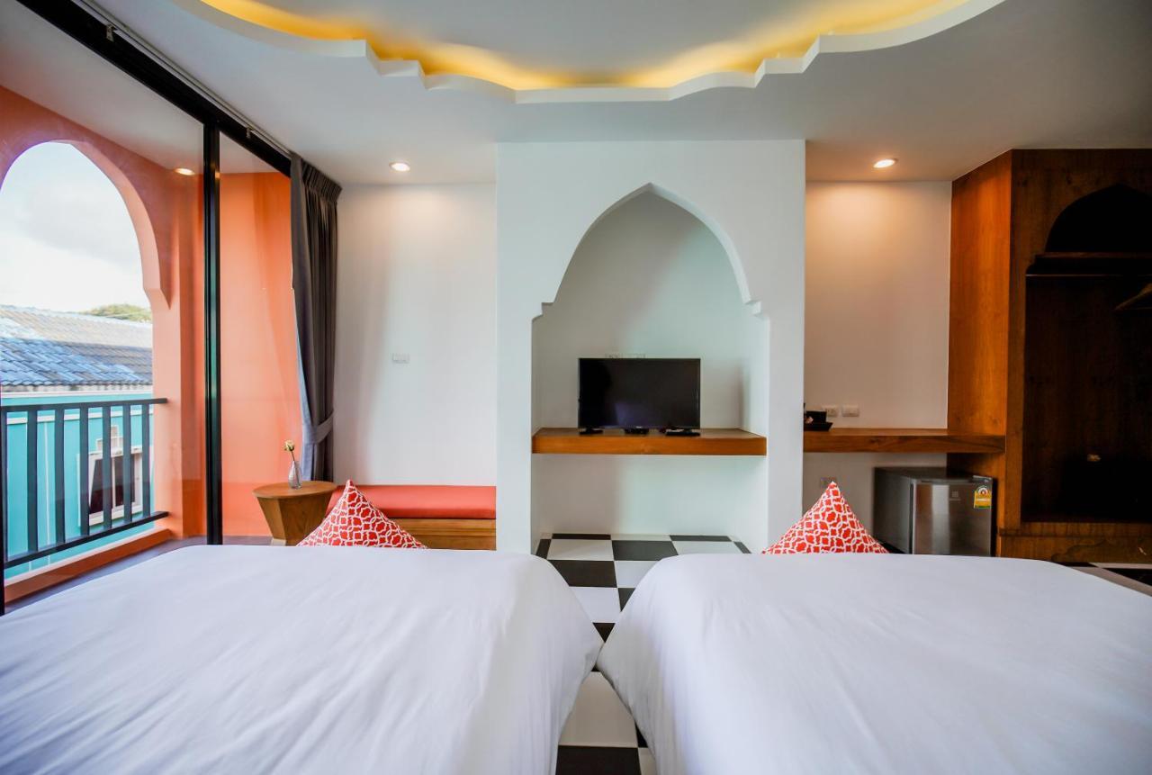 Khaleej Mass Hotel Patong Exterior photo
