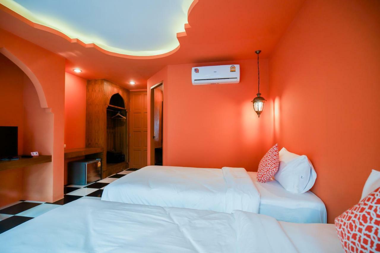 Khaleej Mass Hotel Patong Exterior photo